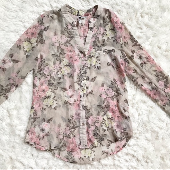 Kut from Kloth Floral Print Button Up Blouse - Picture 1 of 16